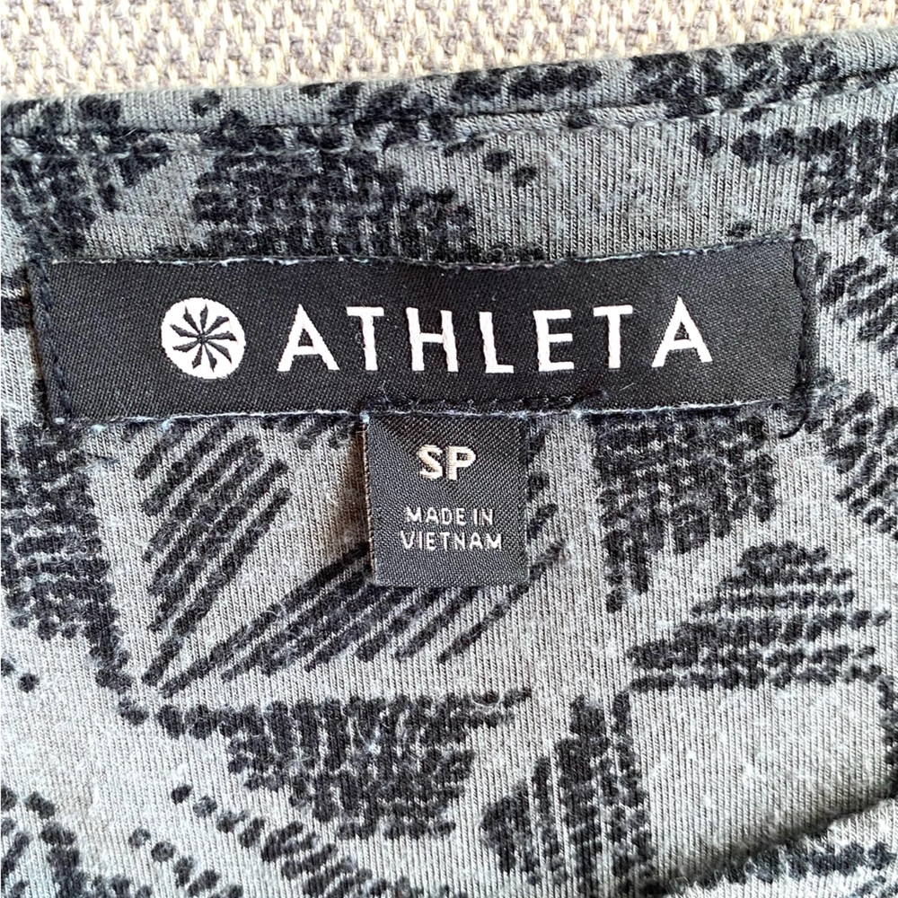 Athleta Wrinkle Free Modal Athleisure Fitted Geometric Womens Dress Small Petite